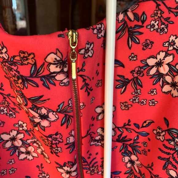 Copper key floral dress. Pre owned. - Picture 3 of 6